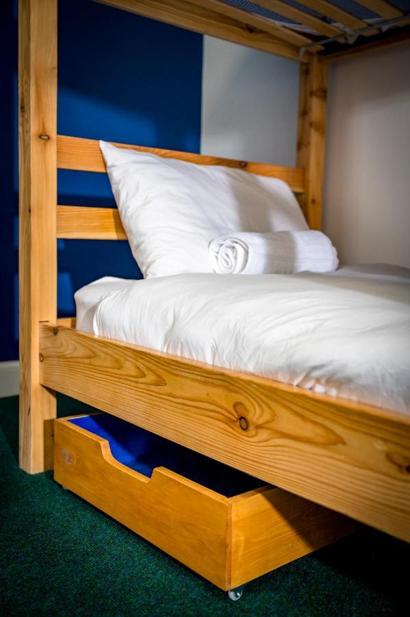 Loch Ness Bunk Inn Drumnadrochit Εξωτερικό φωτογραφία