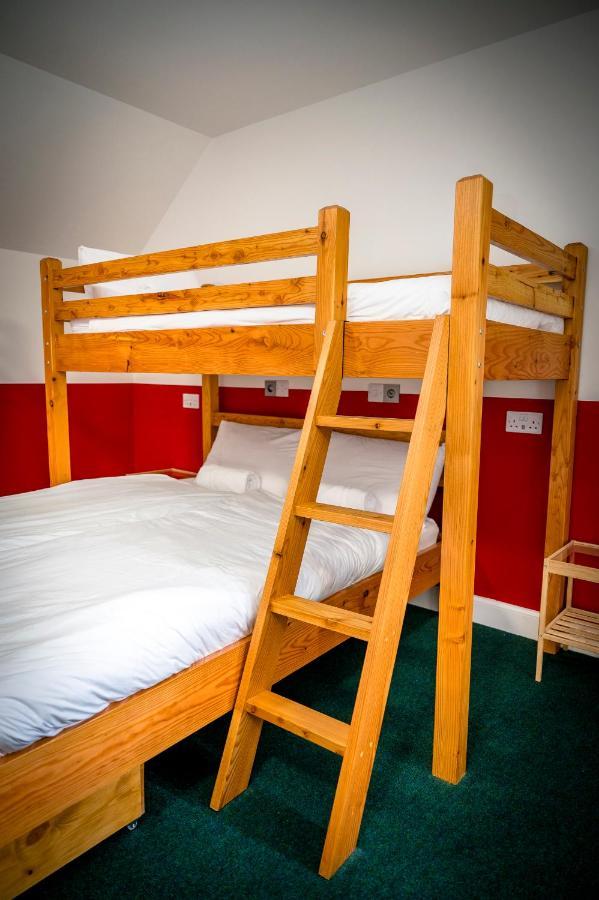 Loch Ness Bunk Inn Drumnadrochit Εξωτερικό φωτογραφία
